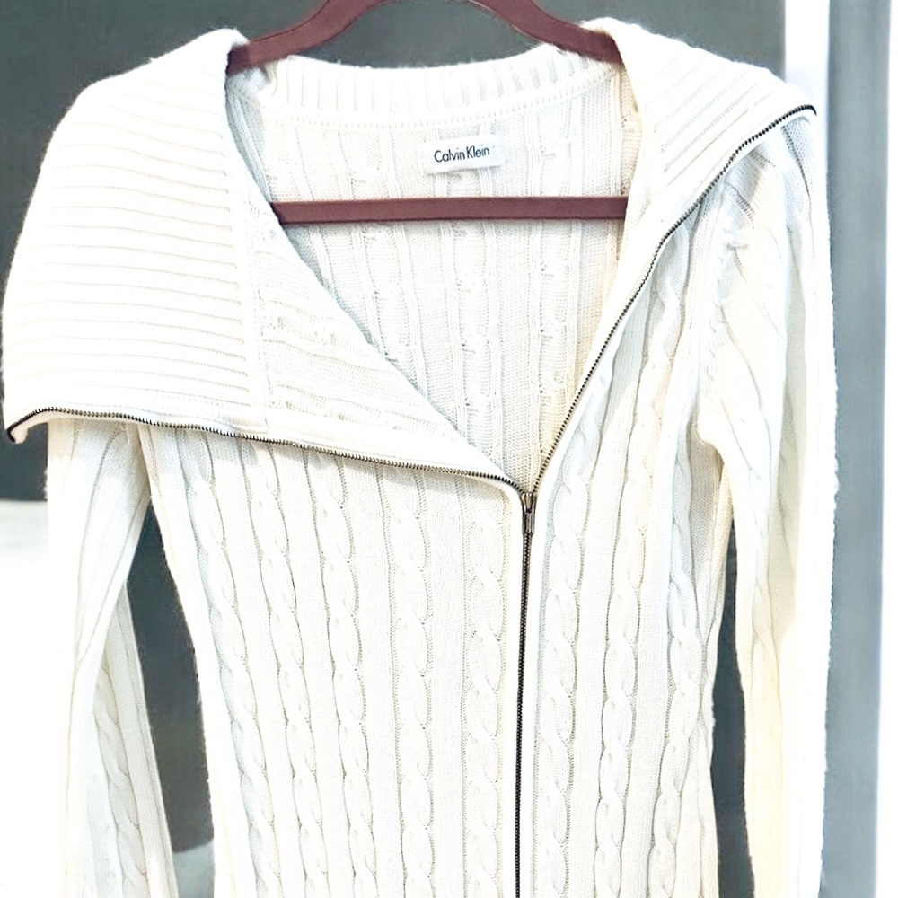 Calvin Klein ivory dress with a zipper and cowl collar in front and back. 6